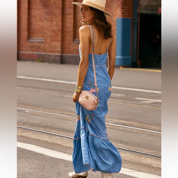 BNWT chasing unicorns bad moon rising embroidered denim chambray maxi dress - Picture 3 of 4